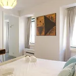 公寓 Liberdade Stylish With Balcony