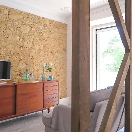 Liberdade Stylish With Balcony Apartment Lisbon